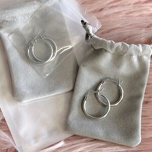 20 mm stealing silver hoops. NEW!